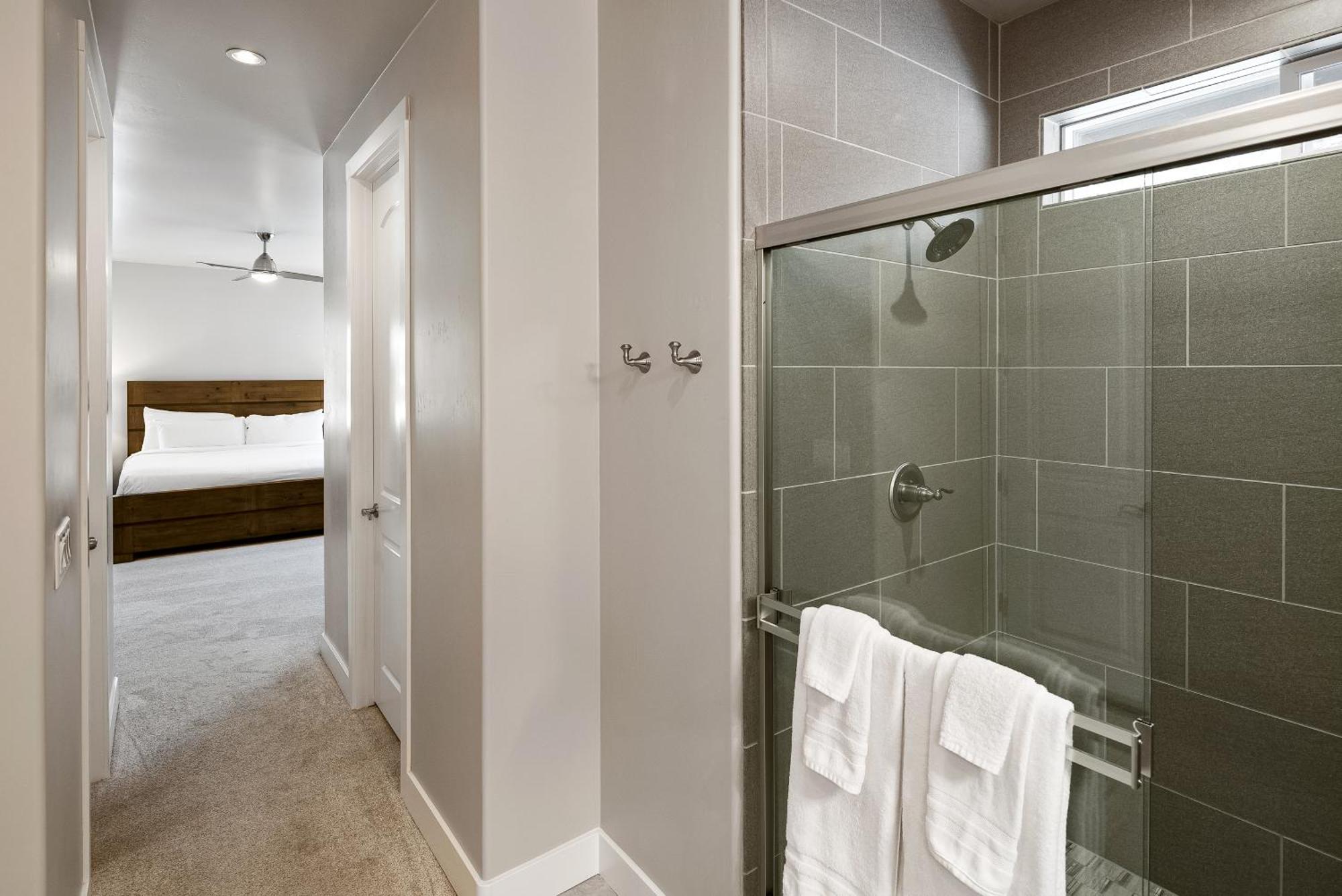 Villa Pinnacle Pines Forest Views Modern With Ev Charger Direct Trail Access Flagstaff