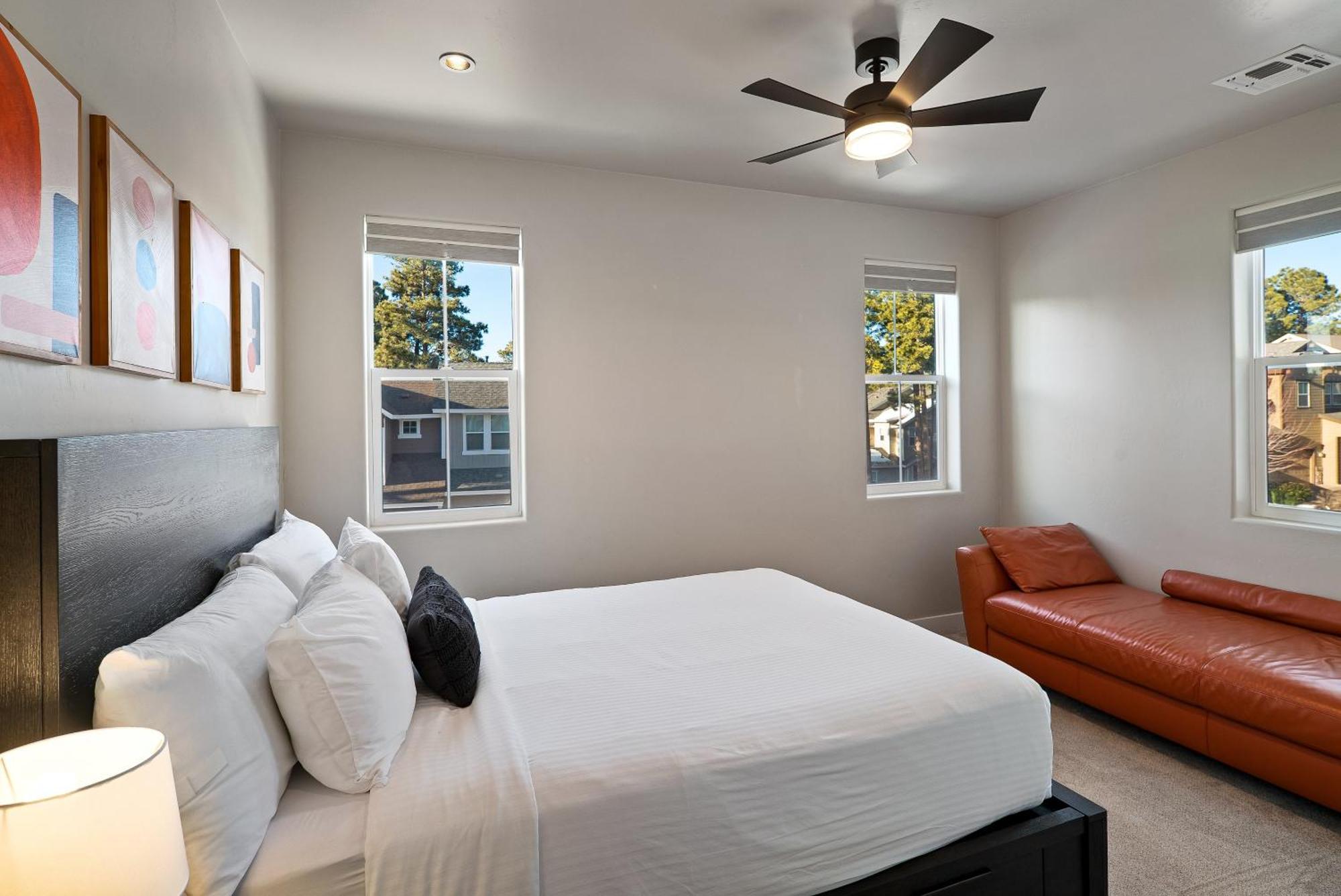 Villa Pinnacle Pines Forest Views Modern With Ev Charger Direct Trail Access Flagstaff